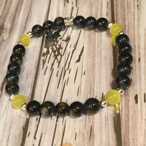 College Inspired Beaded Bracelet